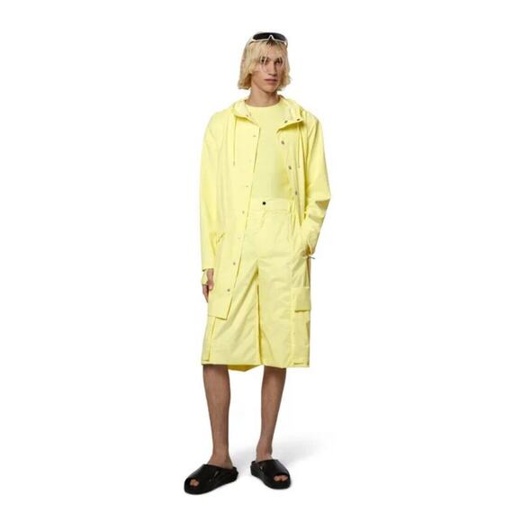 Rains Unisex Longer Rain Jacket Yellow Straw Sz Med NEW Hiking Vacation Gorpcore - Picture 1 of 13